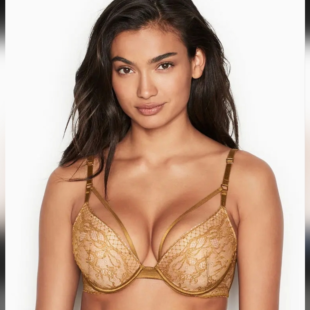 Victoria’s Secret Very Sexy Push-Up Bra 36DDD Gold Lace Plunge Strappy Luxe